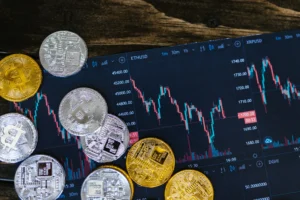 Key Features of The Coin Republic News